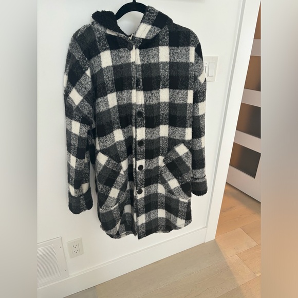 RD Style Shacket - Picture 1 of 3